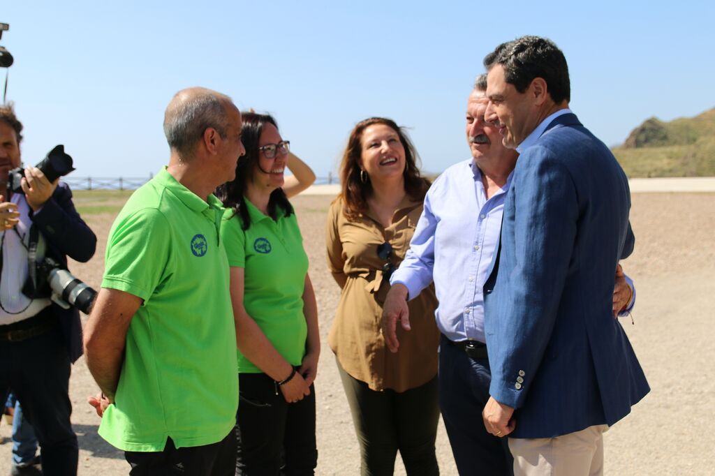 Visita del presidente de la Junta de Andaluc&iacute;a a la Geoda de Pulp&iacute;
