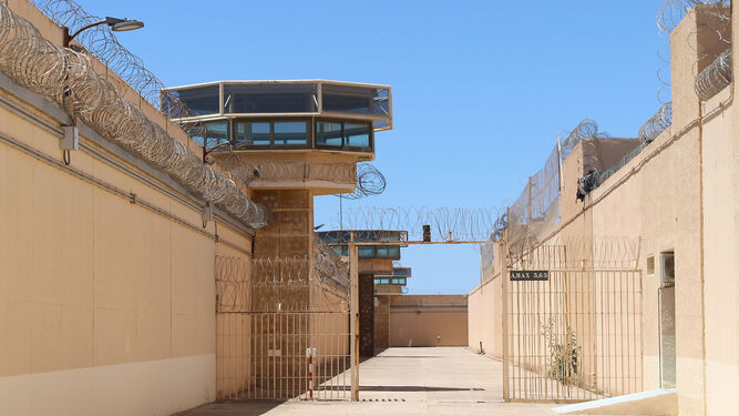 A prisión los tres detenidos acusados de violar en grupo a una mujer en una playa de Pulpí