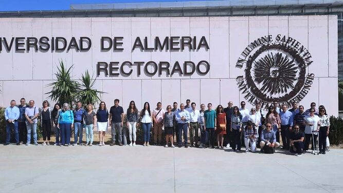 Reunión de los 16 socios que forman el consorcio en la Universidad de Almería.