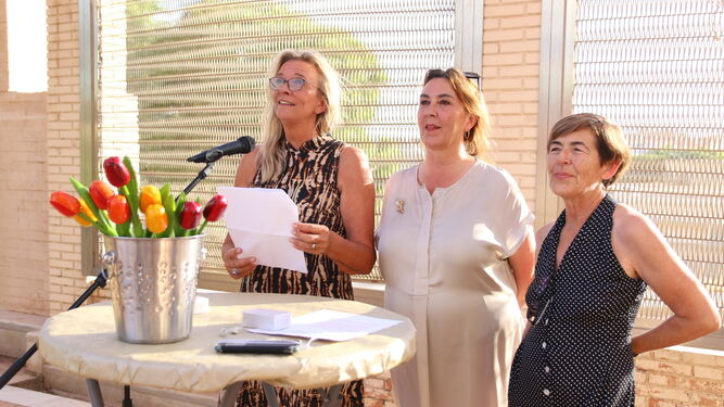 Aty Soesbergen junto a Karin S. de Boer y Mar González, responsables de la nueva productora.