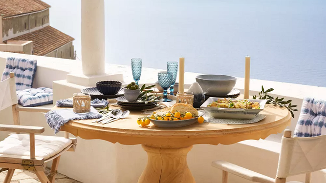 La colección de decoración low cost de Primark, un sueño de verano que se tiñe de azul Mediterráneo.