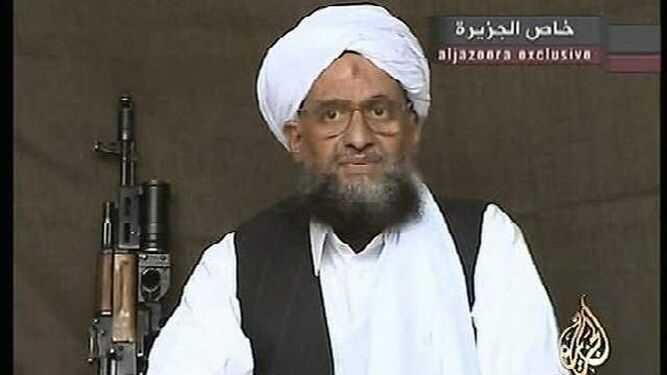 Ayman al-Zawahiri, entonces mano derecha de Osama bin Laden, durante una transmisión en Al-Jazeera TV