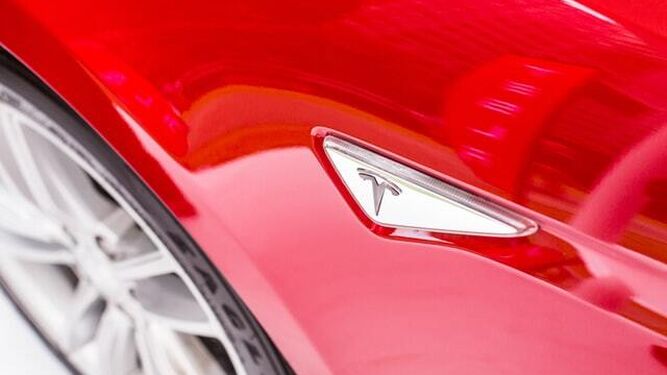 Goodyear fabricará neumáticos con impresoras 3D para los coches de Tesla