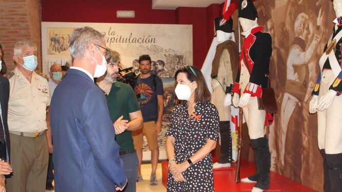 La ministra de Defensa, Margarita Robles, durante su visita al Museo de la Batalla de Bailén