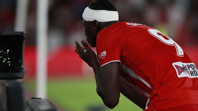 Sadiq celebra su último gol con la camiseta rojiblanca