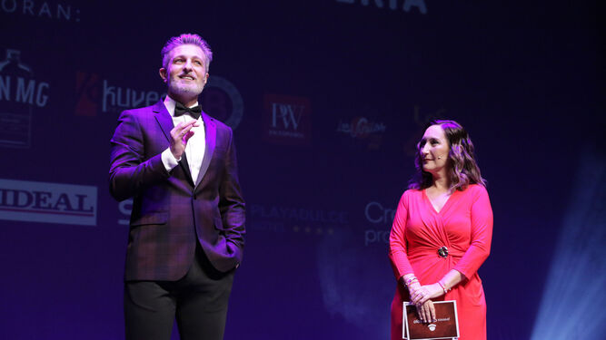 Jesús Olmedo y Raquel Martínez, presentadores de la gala.