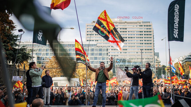 El líder de Vox, Santiago Abascal, interviene en la concentración convocada por su formación en Madrid contra la reforma del delito de sedición.