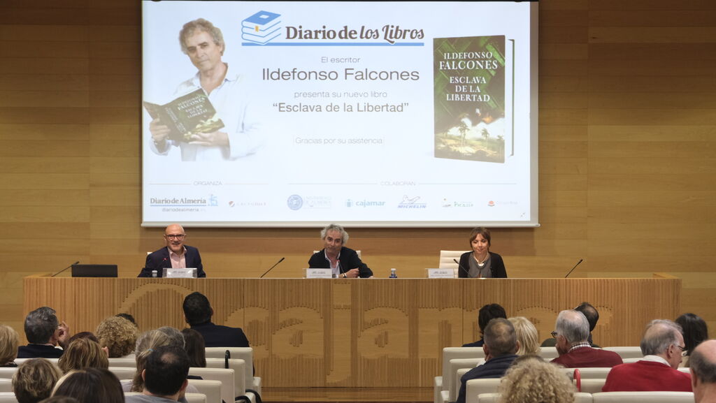 Im&aacute;genes del Diario de los Libros, con Ildefonso Falcones
