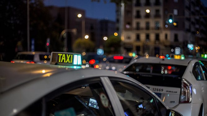 Traslados Aeropuerto de Madrid: cuánto cuesta, precio de taxis y transfers