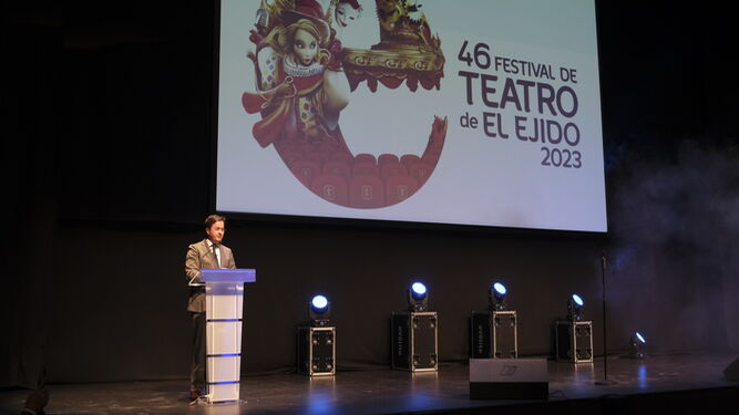 Francisco Góngora, alcalde de El Ejido en la gala de avance del Festival de Teatro.
