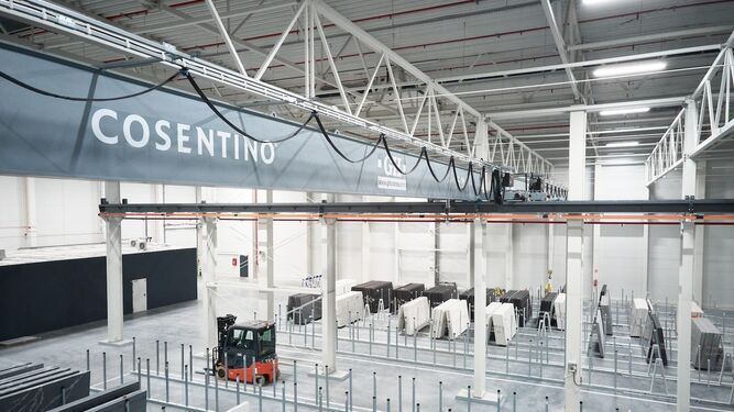 Instalaciones de la empresa almeriense Cosentino.