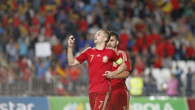 Gerard Deulofeu celebra un gol durante la última visita de la selección española  sub-21 a Almería.