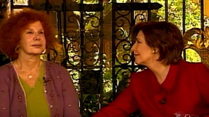 Concha Velasco en la entrevista con la duquesa de Alba en 2002 que desembocó en un encontronazo entre ambas