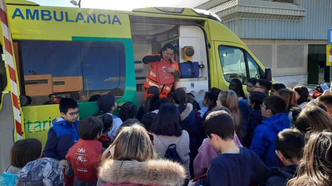 Más de 400 escolares participan en las I Jornadas de Emergencias, Seguridad y Educación Vial en Huércal