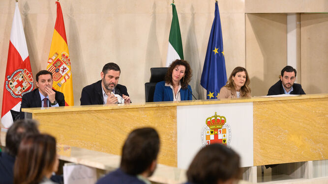 Un nuevo hito para la transformación de Almería con la aprobación del convenio del soterramiento