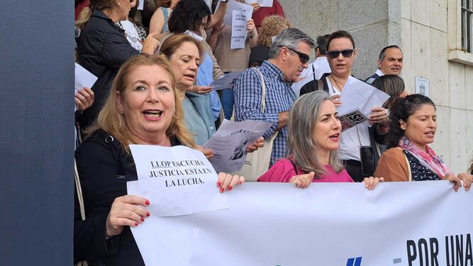 Nueve de cada diez funcionarios de justicia han secundado el primer día de huelga enlos juzgados de Huelva