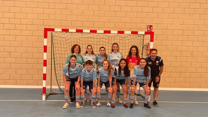Las jugadoras del Cadete Femenino de El Ejido Futsal posan antes de disputar un partido esta temporada.