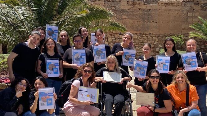 Un proyecto para hacer la Alcazaba de Almería accesible a personas con dificultades de comunicación