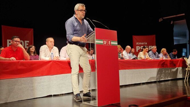 El PSOE sale a ganar el 23-J en Almería "con la cabeza muy alta" y una lista de renovación