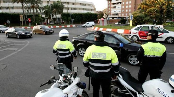 Agentes de la Policía Local de Almería.
