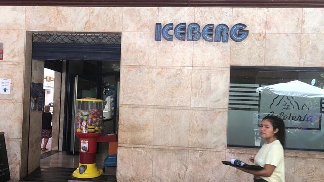 Bar Iceberg.