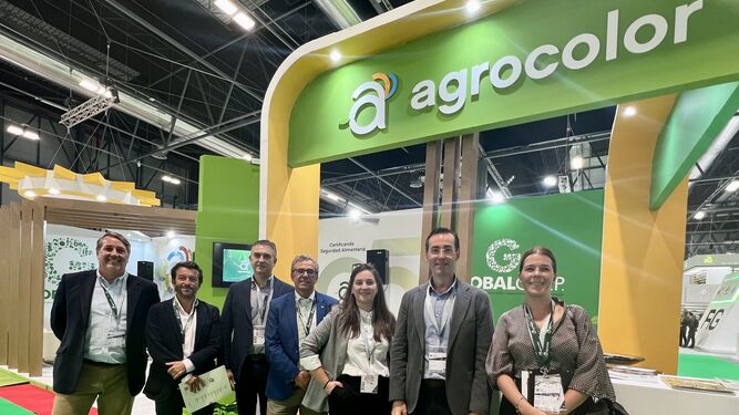 Miembros de Agrocolor, en Fruit Attraction 2022.