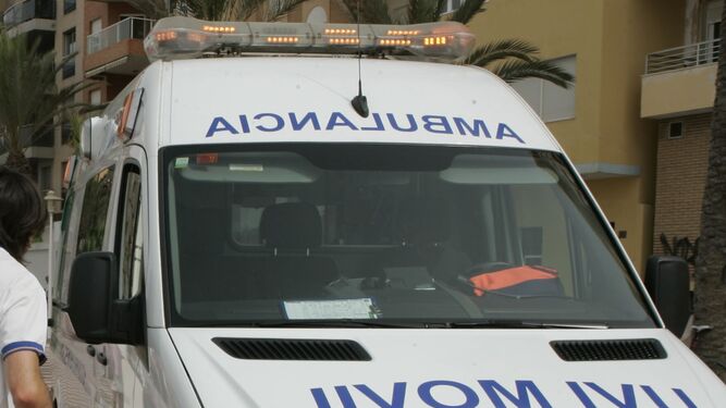 Ambulancia del 061 en Almería