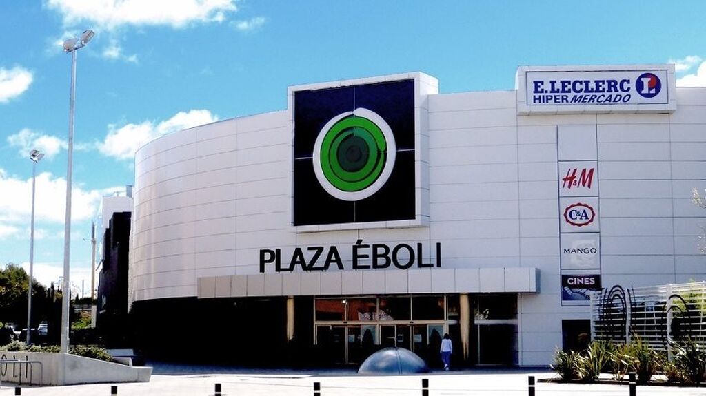 Centro Comercial Plaza &Eacute;boli