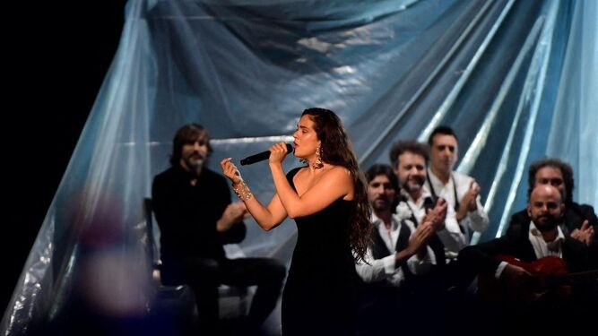 Rosalía en la gala de Sevilla de los Grammy Latinos