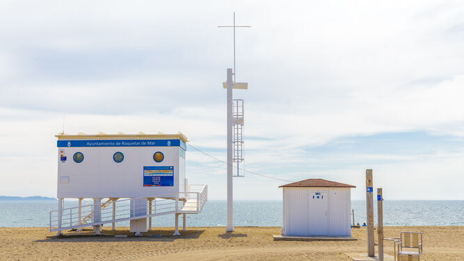 Puesto de socorrismo en una de las playas del término municipal de Roquetas de Mar.