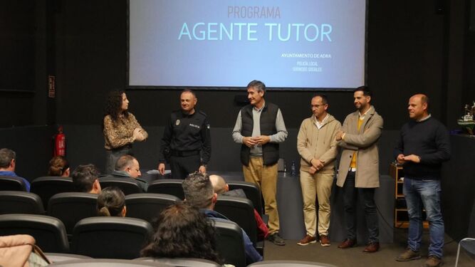 Presentación de 'Agencia Tutor'.