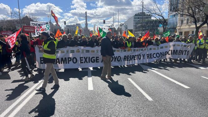 Protesta en Madrid mientras en Bruselas se reunía el Consejo de Ministros de la UE.