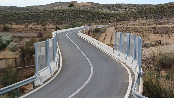 Puente en la carretera A‐1100, a 2,4 kilómetros de la localidad de Uleila del Campo, Almería.