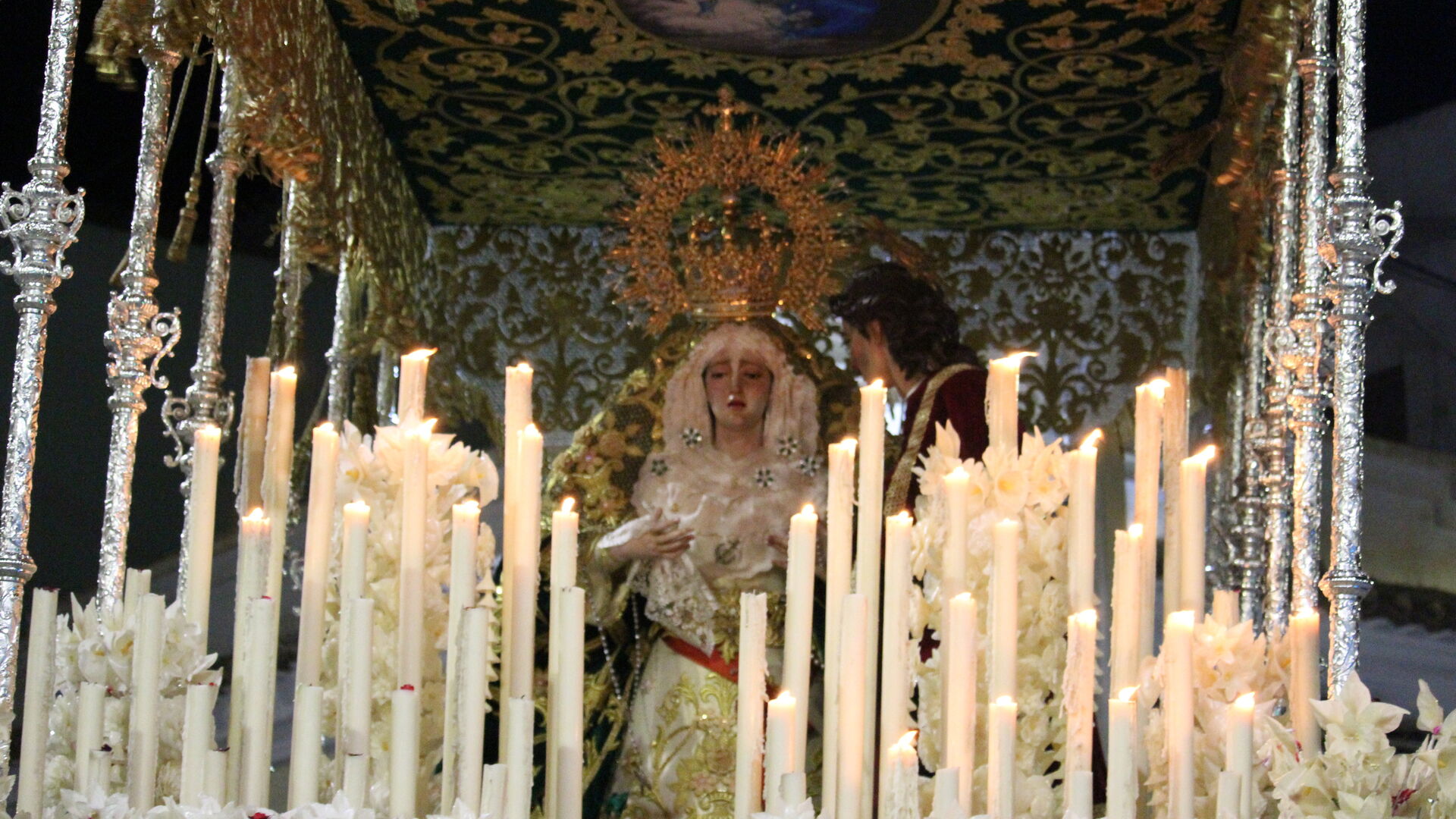 Las mejores fotos del Jueves Santo en Vera