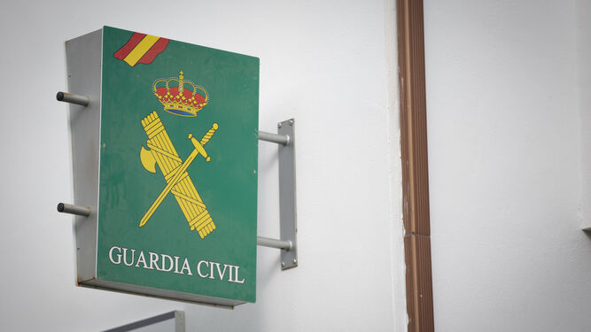 La Guardia Civil detiene a un joven por traficar al menudeo en un centro comercial de la provincia de Granada